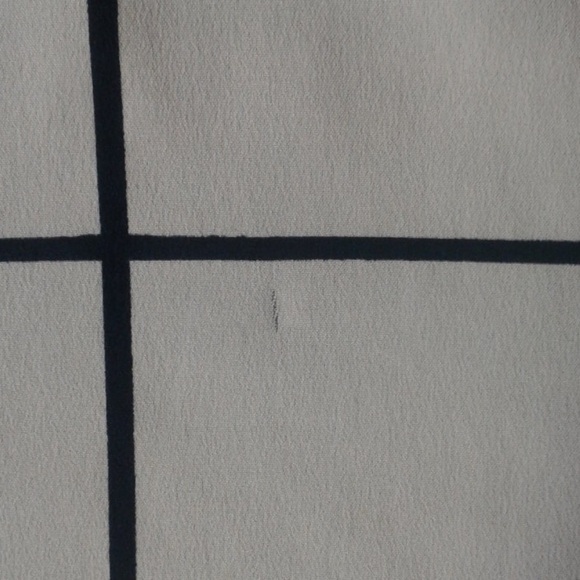 Tommy Hilfiger blouse white & blue square design - Picture 7 of 8